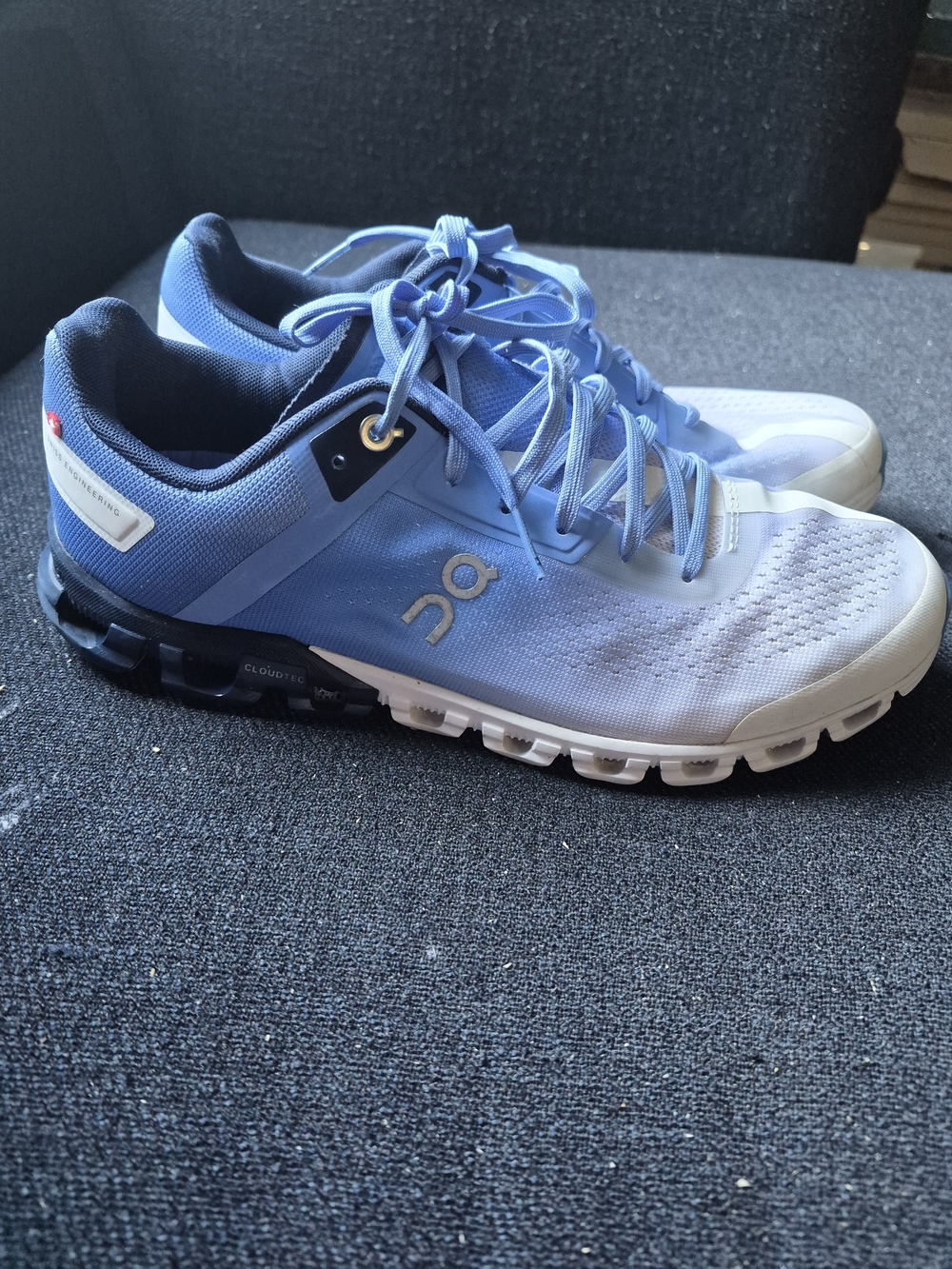On Cloud Women's Athletic Shoes Blue & White US 9